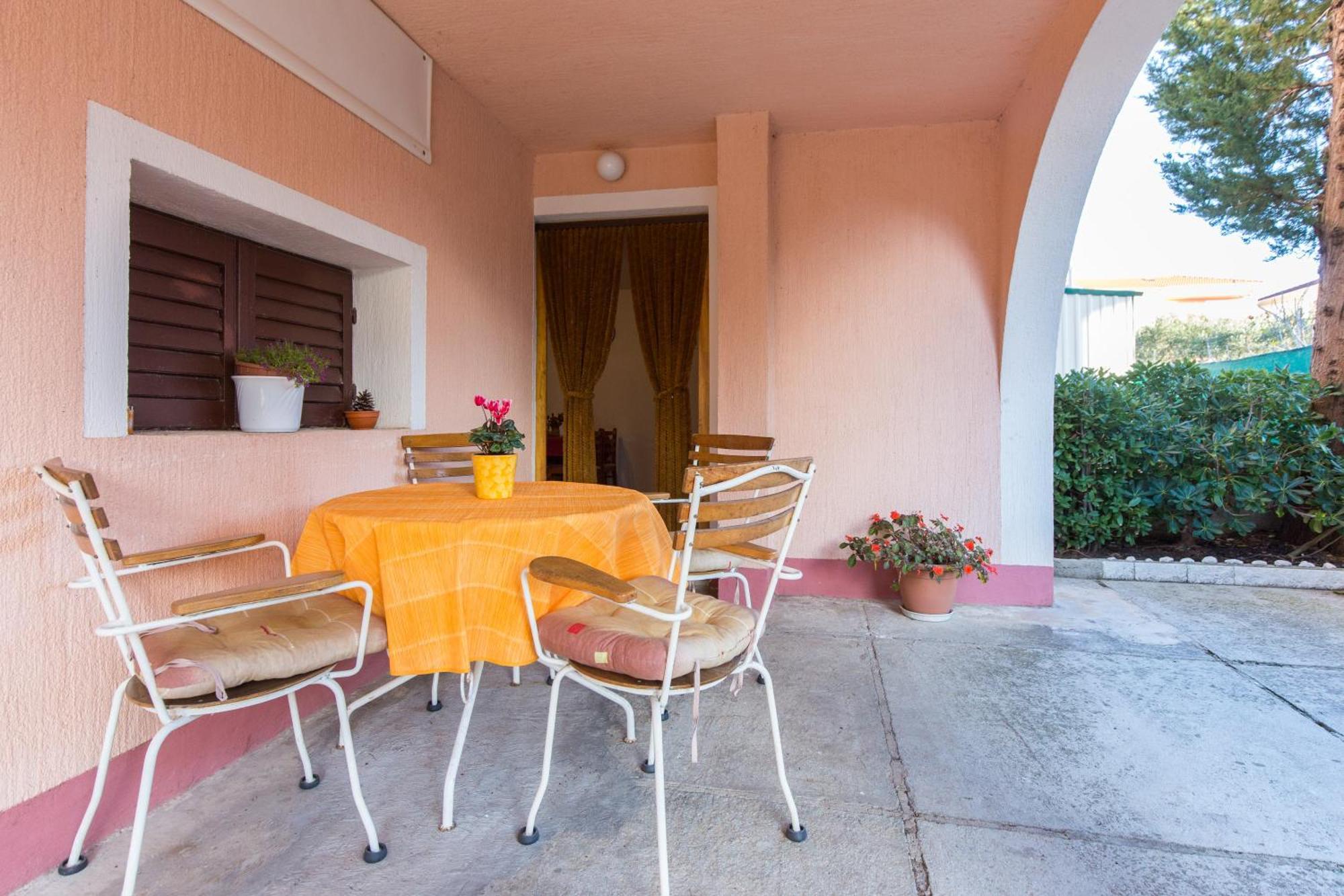 Neda Apartment ปูนัต ภายนอก รูปภาพ