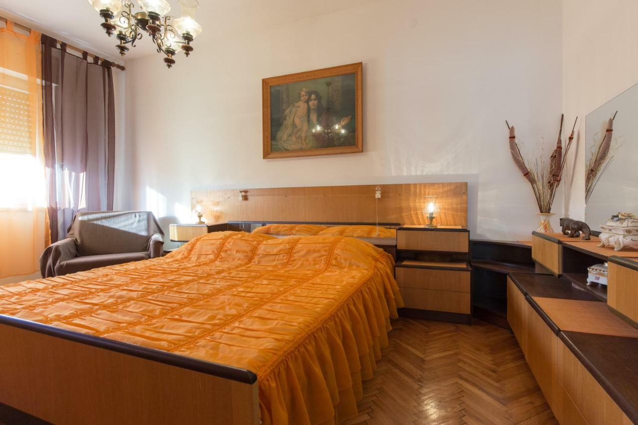 Neda Apartment ปูนัต ภายนอก รูปภาพ